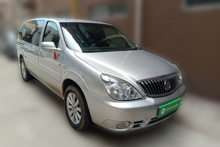 Used Buick GL8 2014 2.4L Classic Edition Front Right 45 Deg