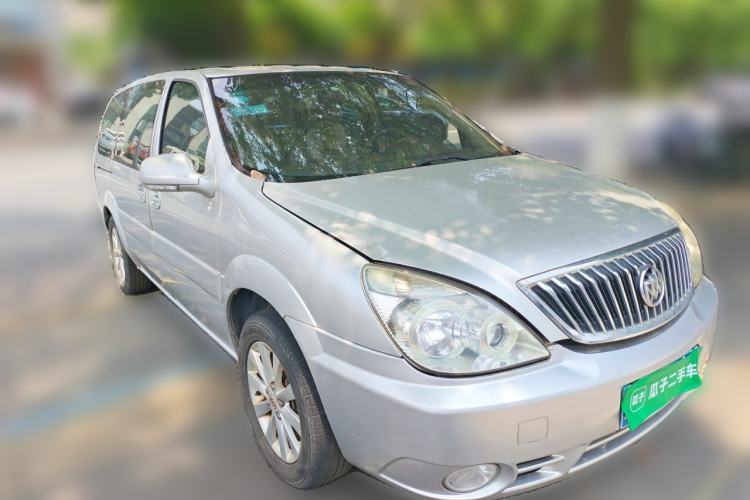 Used Buick GL8 2014 2.4L Classic Edition Front Right 45 Deg