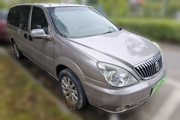 Used Buick GL8 2014 2.4L Classic Edition Front Right 45 Deg