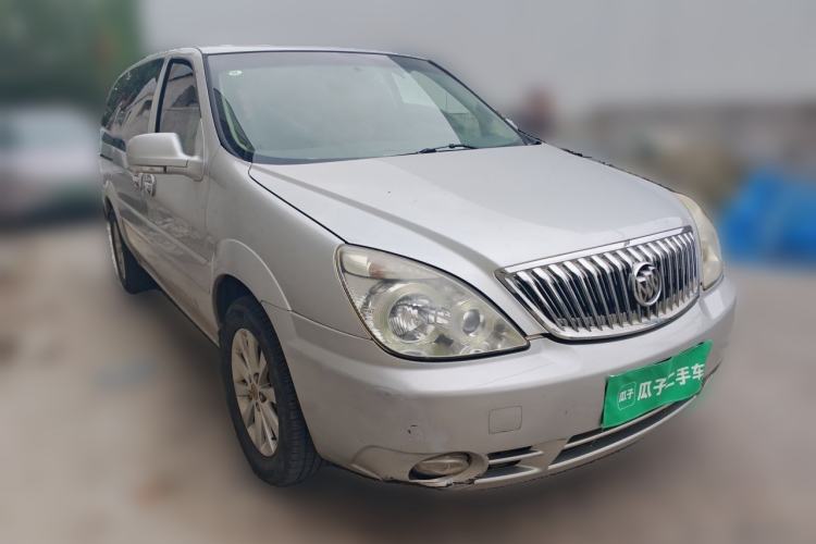 Used Buick GL8 2014 2.4L Comfort Edition Front Right 45 Deg