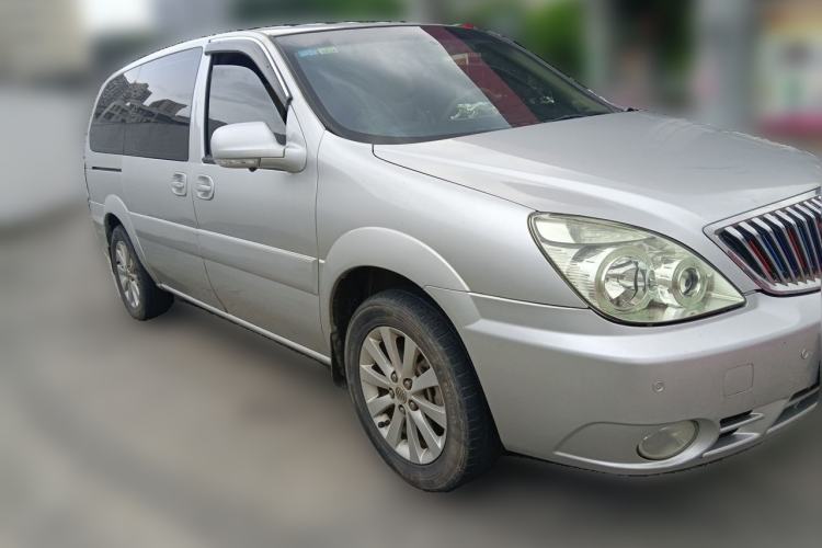 Used Buick GL8 2014 2.4L Classic Edition Front Right 45 Deg