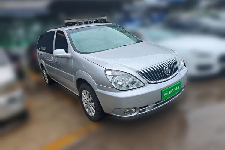 Used Buick GL8 2014 2.4L Classic Edition Front Right 45 Deg