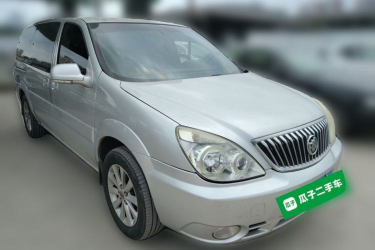 Used Buick GL8 2014 2.4L Classic Edition Front Right 45 Deg