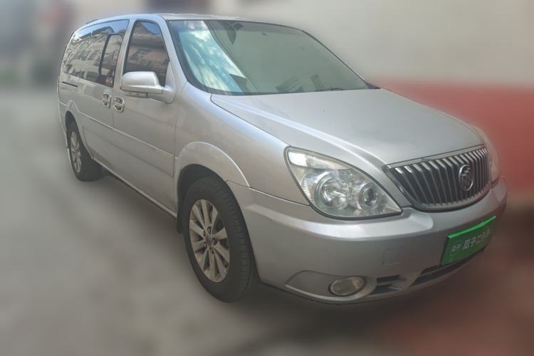Used Buick GL8 2014 2.4L Classic Edition Front Right 45 Deg