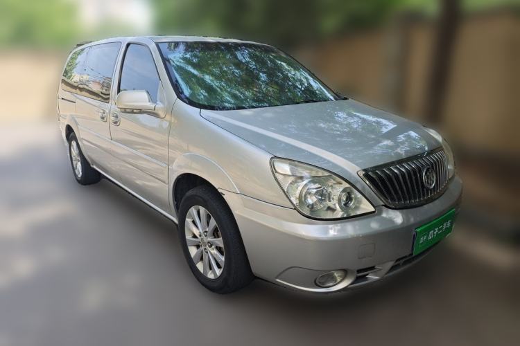 Used Buick GL8 2014 2.4L Classic Edition Front Right 45 Deg