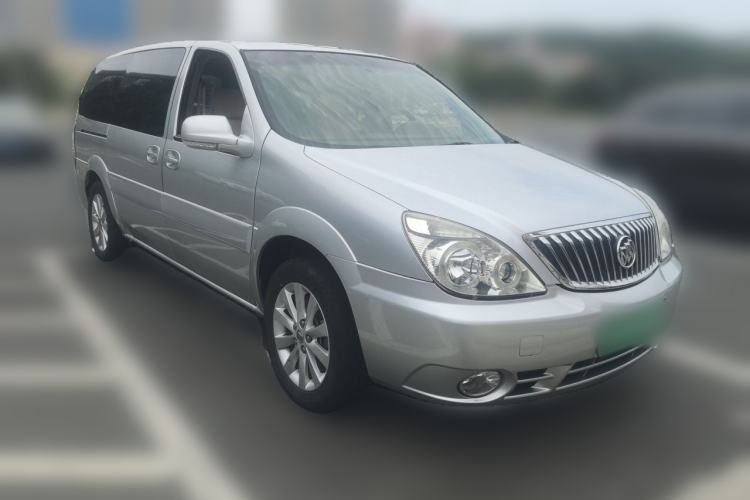 Used Buick GL8 2014 2.4L Classic Edition Front Right 45 Deg
