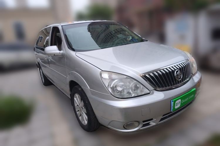 Used Buick GL8 2014 2.4L Classic Edition Front Right 45 Deg