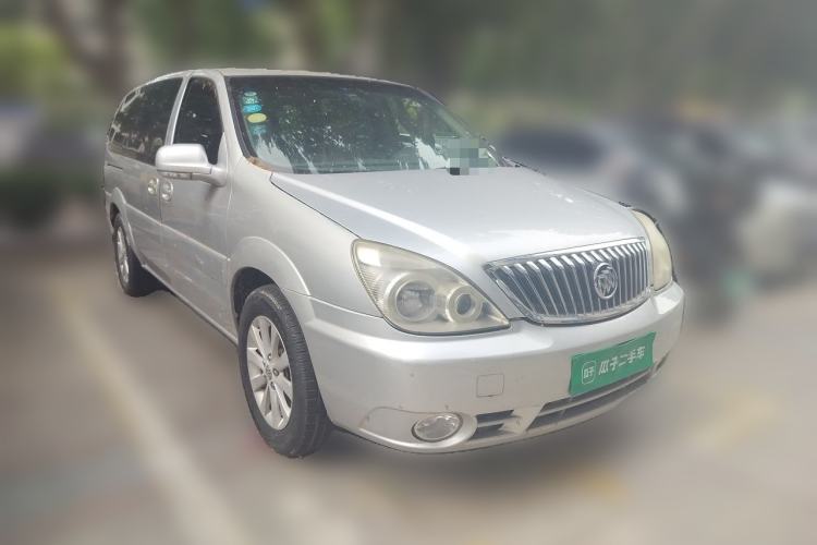 Used Buick GL8 2014 2.4L Classic Edition Front Right 45 Deg