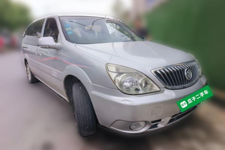 Used Buick GL8 2014 2.4L Executive Edition Front Right 45 Deg