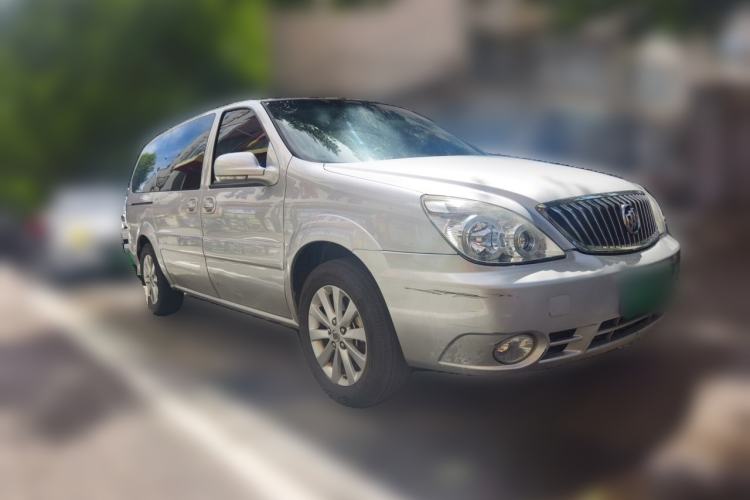 Used Buick GL8 2014 2.4L Classic Edition Front Right 45 Deg