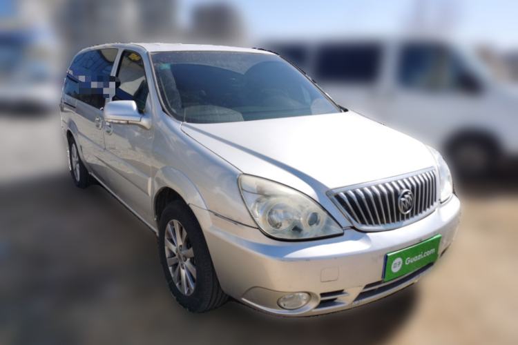 Used Buick GL8 2014 2.4L Classic Edition Front Right 45 Deg