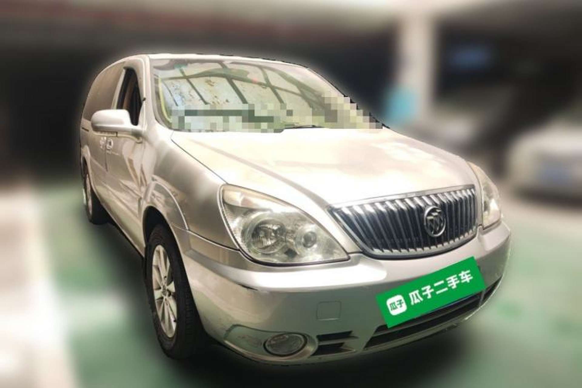 Used Buick GL8 2014 2.4L Classic Edition Front Right 45 Deg
