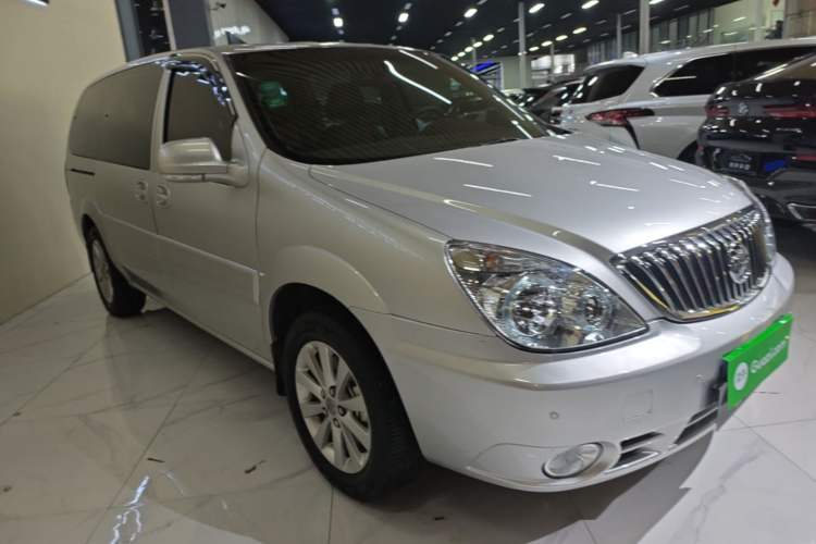 Used Buick GL8 2014 2.4L Classic Edition Front Right 45 Deg