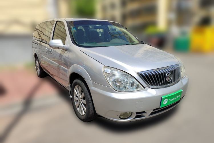 Used Buick GL8 2014 2.4L Classic Edition Front Right 45 Deg