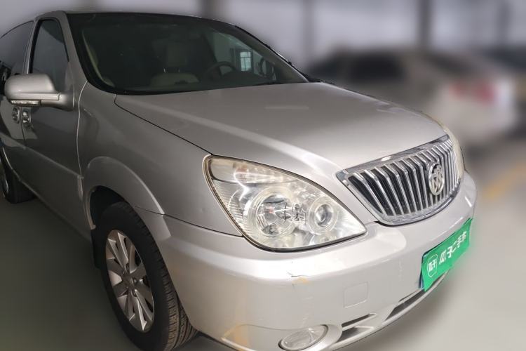 Used Buick GL8 2014 2.4L Comfort Edition Front Right 45 Deg
