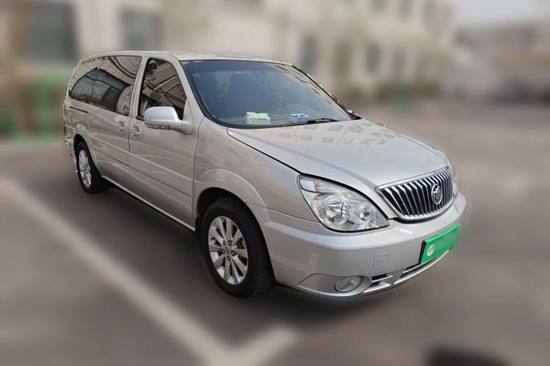 Used Buick GL8 2014 2.4L Comfort Edition Front Right 45 Deg