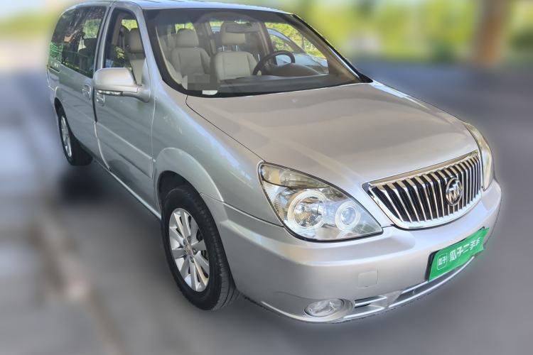 Used Buick GL8 2014 2.4L Classic Edition Front Right 45 Deg