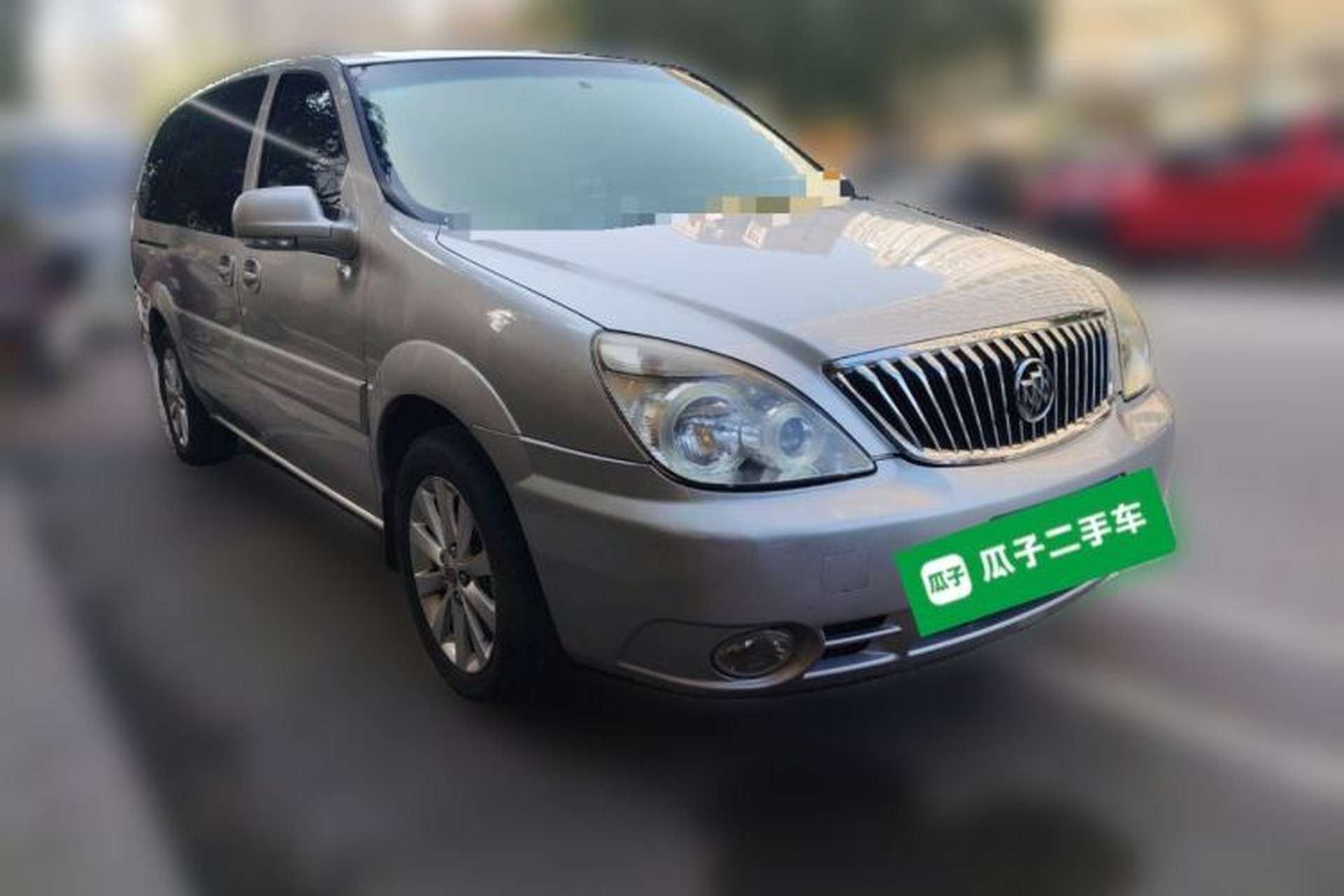 Used Buick GL8 2014 2.4L Comfort Edition Front Right 45 Deg