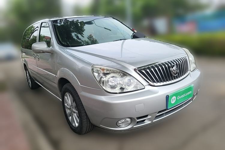 Used Buick GL8 2014 2.4L Classic Edition Front Right 45 Deg