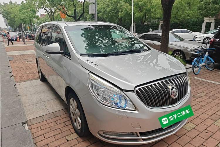 Used Buick GL8 2014 3.0L GT Luxury Business Haoya Edition Front Right 45 Deg