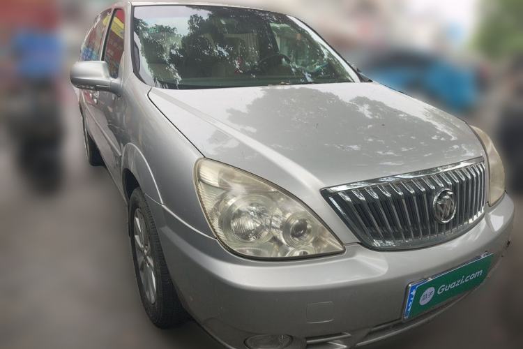 Used Buick GL8 2014 2.4L Comfort Edition Front Right 45 Deg