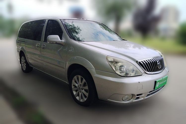 Used Buick GL8 2014 2.4L Classic Edition Front Right 45 Deg