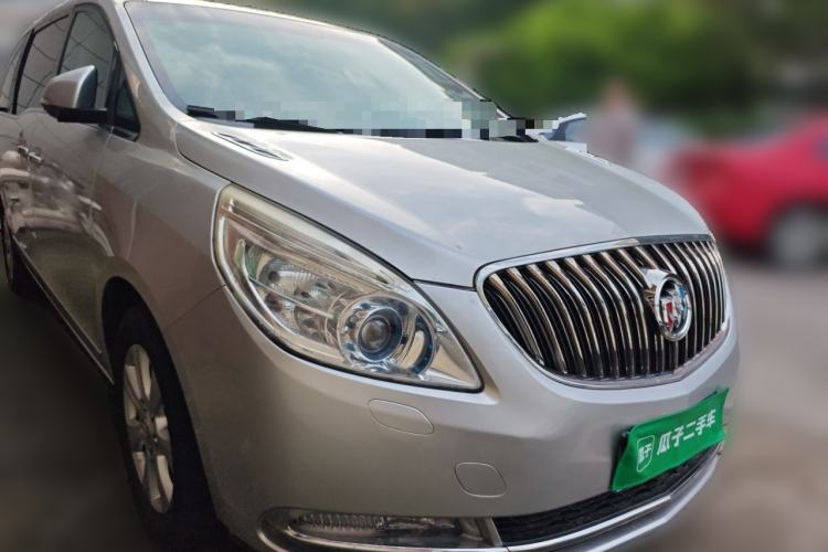 Used Buick GL8 2014 3.0L XT Luxury Business Flagship Edition Front Right 45 Deg