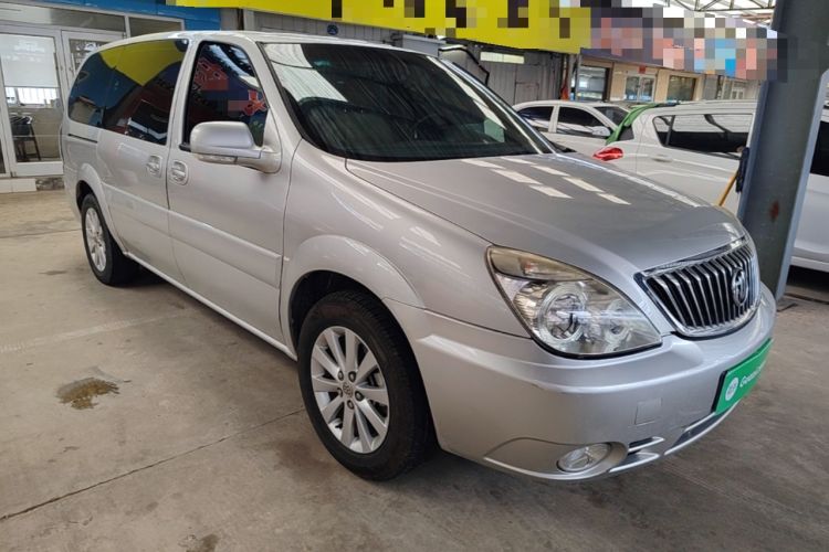 Used Buick GL8 2014 2.4L Classic Edition Front Right 45 Deg