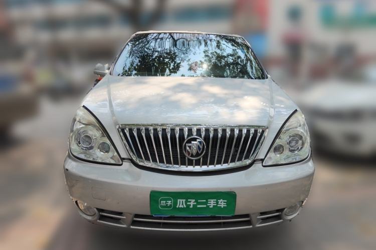 Used Buick GL8 2014 2.4L Classic Edition Front