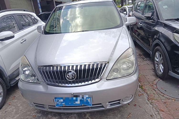 Used Buick GL8 2014 2.4L Classic Edition Front