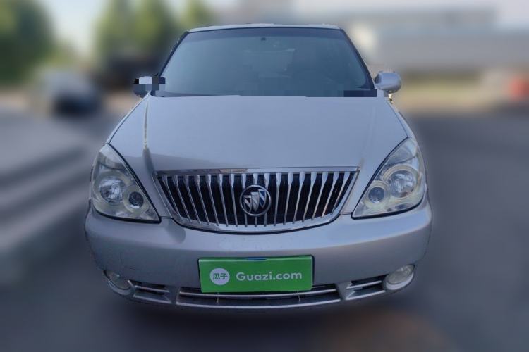 Used Buick GL8 2014 2.4L Classic Edition Front