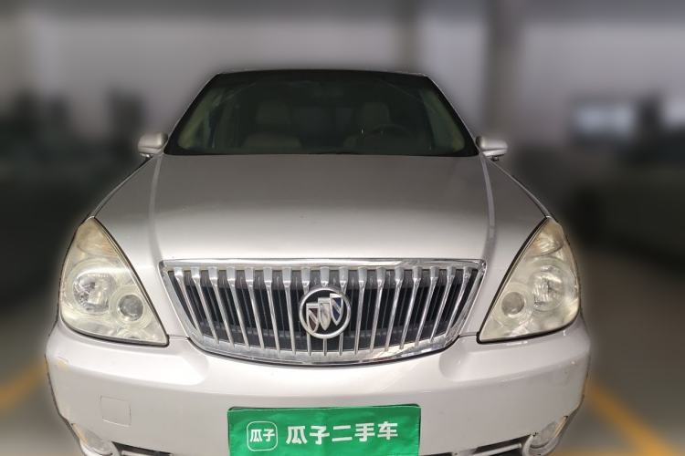 Used Buick GL8 2014 2.4L Comfort Edition Front