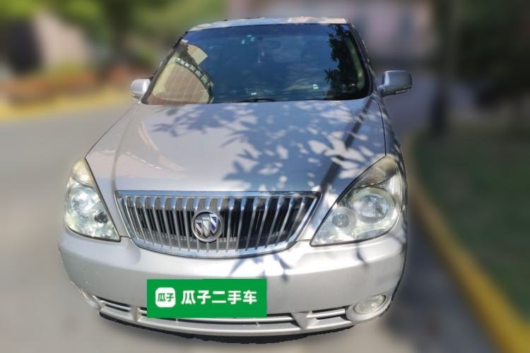 Used Buick GL8 2014 2.4L Classic Edition Front