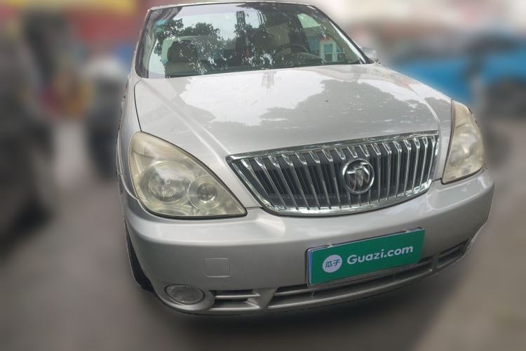 Used Buick GL8 2014 2.4L Comfort Edition Front