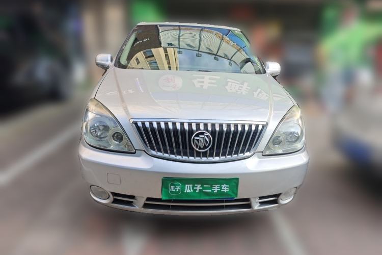 Used Buick GL8 2014 2.4L Classic Edition Front