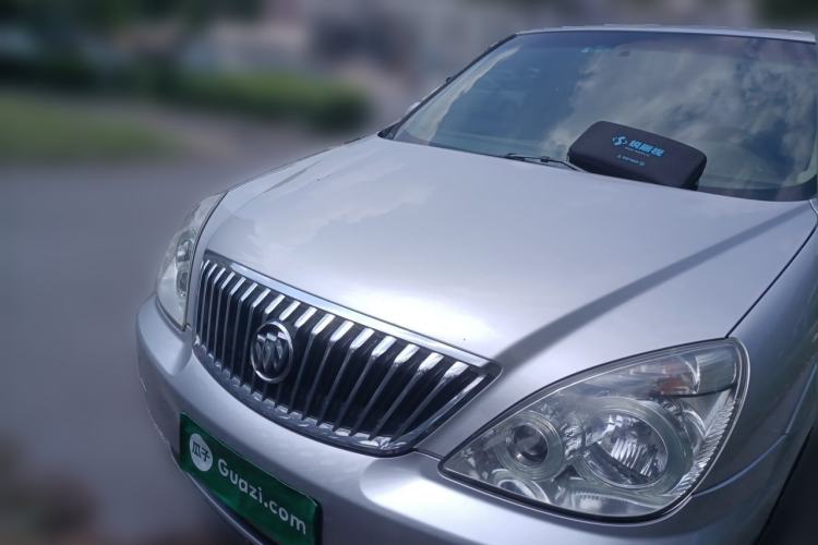 Used Buick GL8 2014 2.4L Classic Edition Front