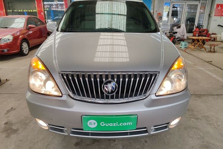 Used Buick GL8 2014 2.4L Classic Edition Front