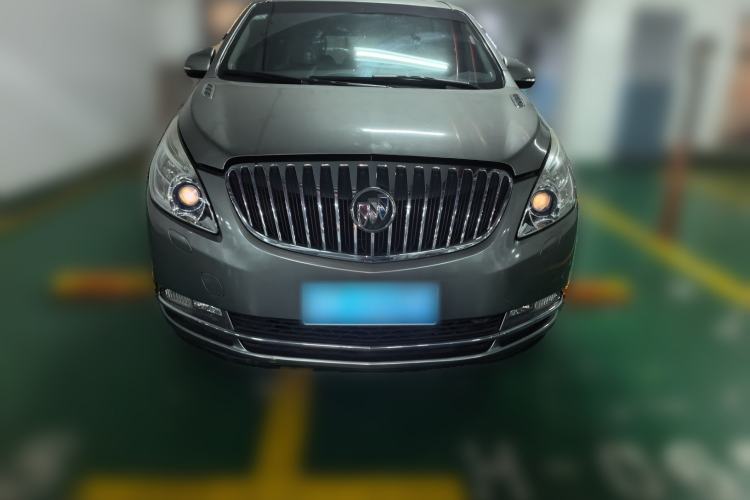 Used Buick GL8 2014 3.0L GT Luxury Business Haoya Edition Front