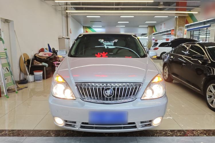 Used Buick GL8 2014 2.4L Classic Edition Front