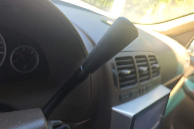 Used Buick GL8 2014 2.4L Classic Edition Gear Lever