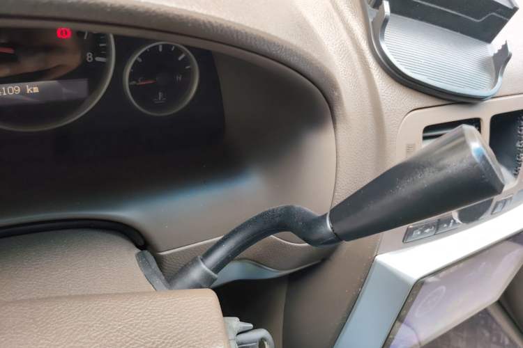 Used Buick GL8 2014 2.4L Classic Edition Gear Lever