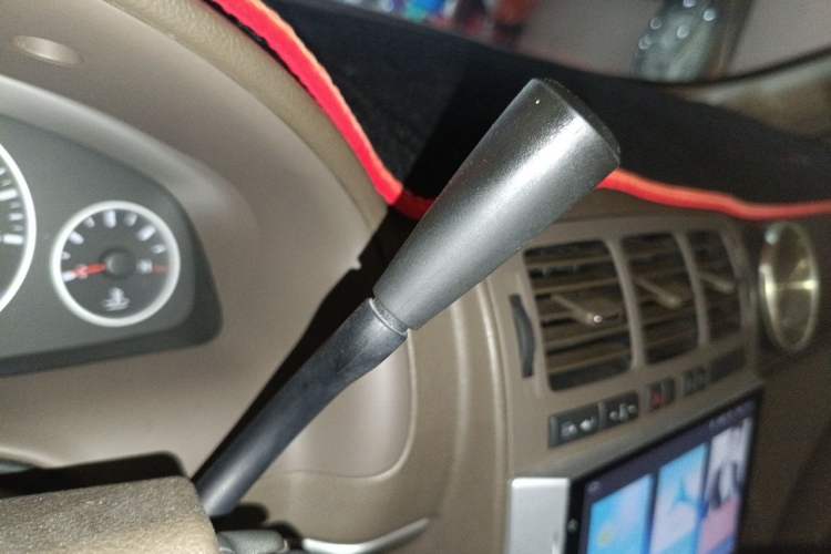 Used Buick GL8 2014 2.4L Classic Edition Gear Lever