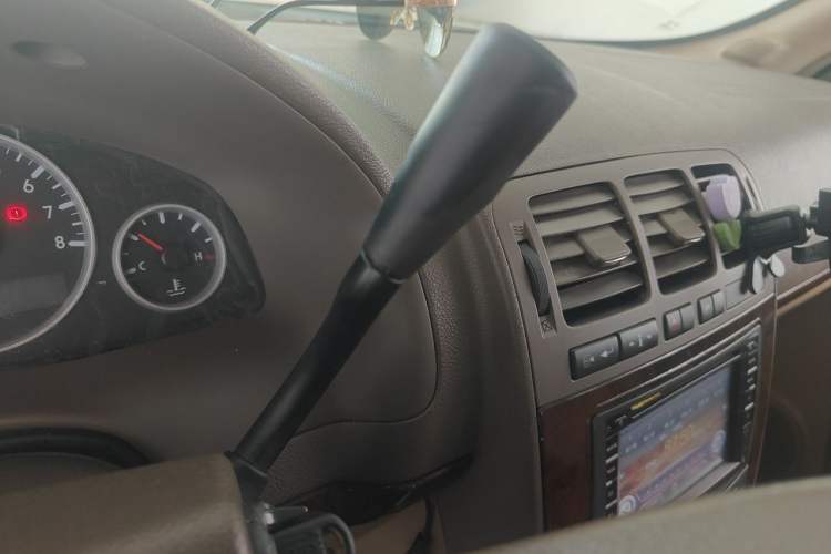 Used Buick GL8 2014 2.4L Classic Edition Gear Lever