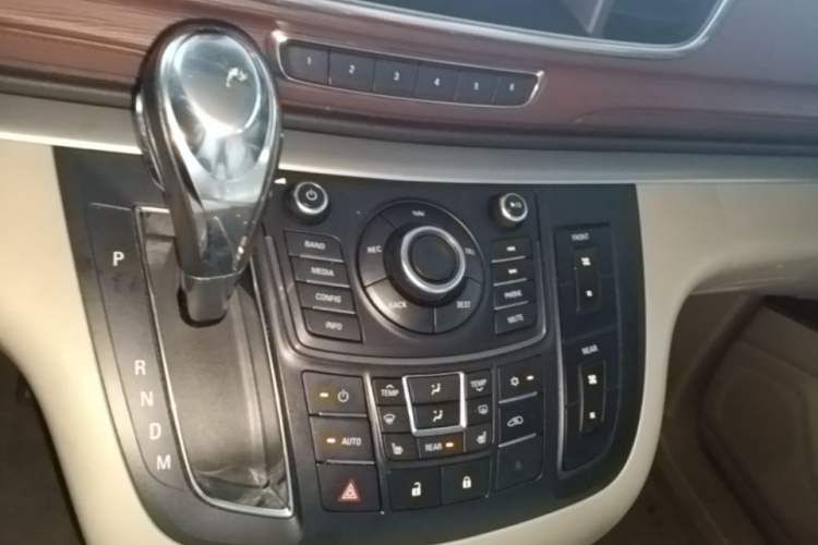 Used Buick GL8 2014 3.0L GT Luxury Business Haoya Edition Gear Lever