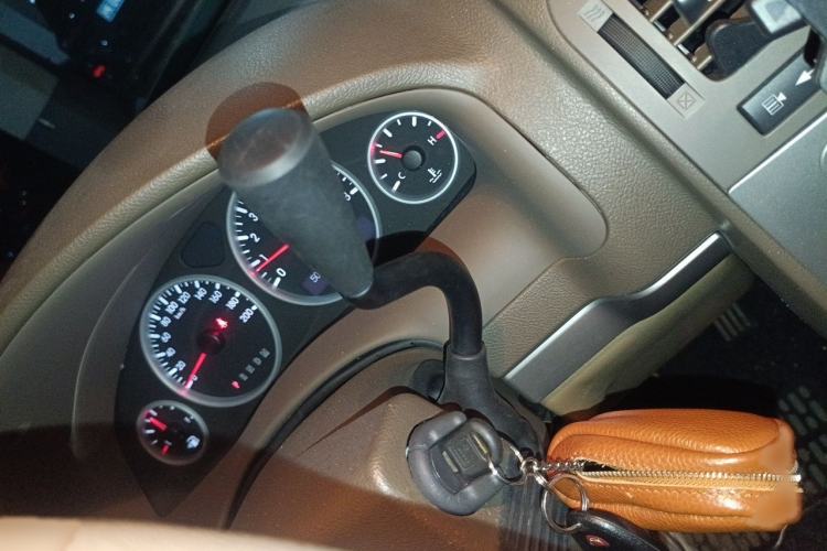 Used Buick GL8 2014 2.4L Classic Edition Gear Lever