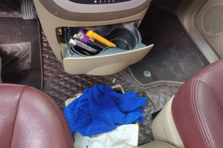 Used Buick GL8 2014 2.4L Classic Edition Gear Lever