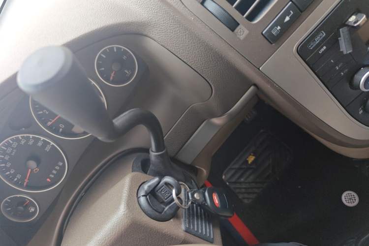 Used Buick GL8 2014 2.4L Comfort Edition Gear Lever