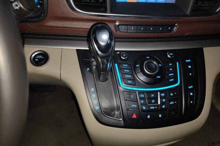Used Buick GL8 2014 3.0L GT Luxury Business Haoya Edition Gear Lever