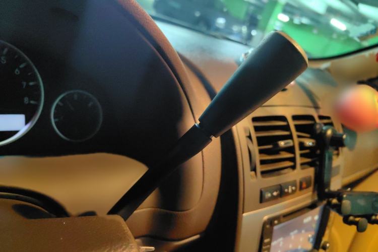 Used Buick GL8 2014 2.4L Classic Edition Gear Lever