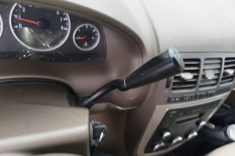 Used Buick GL8 2014 2.4L Classic Edition Gear Lever
